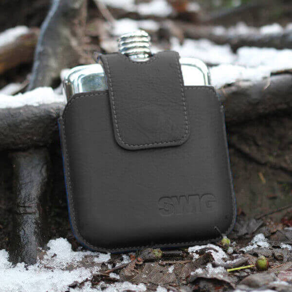 SWIG Black Magnetic Executive Hip Flask - Front